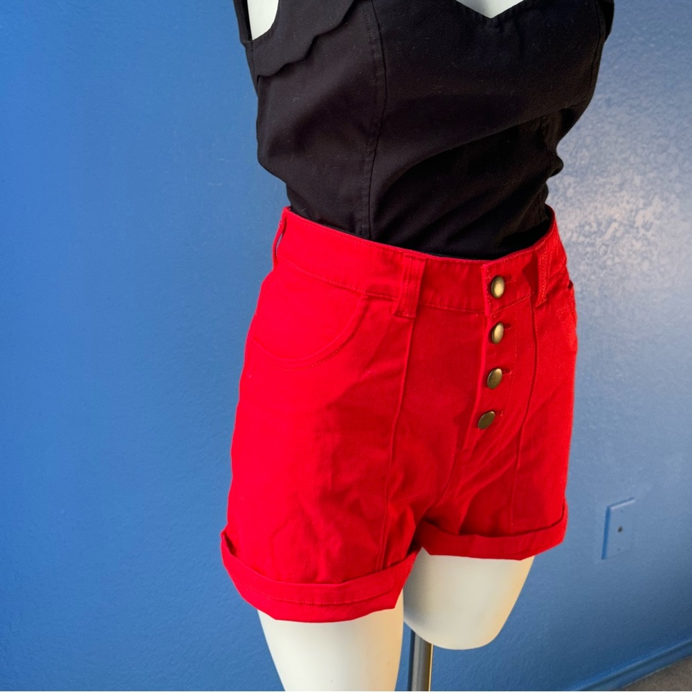 NWOT Versatile Vision ModCloth Shorts - small - Picture 4 of 5